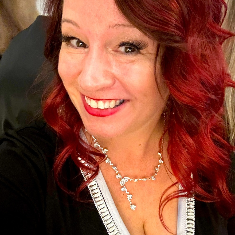 Meet your Posher, Malinda